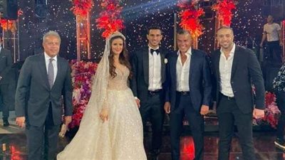 أعضاء مجلس إدارة الأهلي في حفل زفاف حمدي فتحي | صور