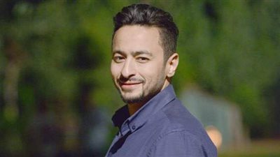 عمرو أديب يداعب حمادة هلال: أنت إزاي قادر تفضل حمادة على طول | فيديو