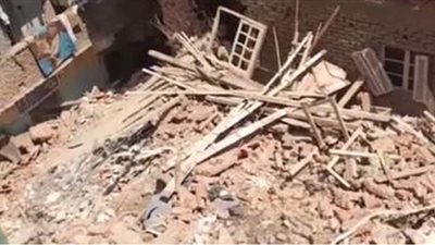 إخلاء عقارين بجوار العقار المنهار بوراق العرب.. ومصدر: صادر له قرار ترميم