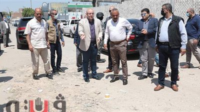 إحالة رئيس منطقة للتحقيق لتراخيه في رفع ناتج حفر بالطريق يعيق حركة المرور