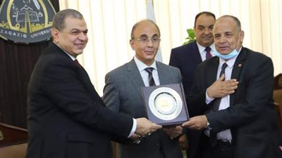 سعفان من جامعة الزقازيق: نأمل التأمين علي مليون عامل غير منتظم بنهاية العام الحالي