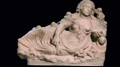 القطع الأثرية المعروضة بالمتاحف الأثرية خلال يوليو | صور