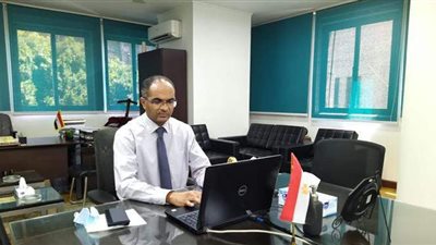 نائب وزير الإسكان يتابع موقف مشروعات الصرف الصحي المستدامة بالمناطق الريفية