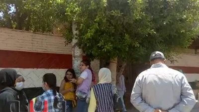 الديناميكا صعبة وساعتين مش كفاية.. آراء طلاب علمي رياضة بالدقهلية | فيديو وصور