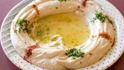 بالثوم والكمون.. طريقة عمل سلطة الطحينة