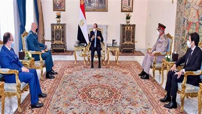 السيسي: الجيوش الوطنية هي العمود الفقري الضامن لاستقرار وتماسك الدول