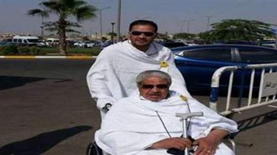 أول تعليق من محمد رجب بعد وفاة والده