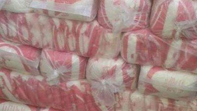 إحباط محاولة بيع 1.5 طن سكر و450 عبوة زيت تموين بالسوق السوداء