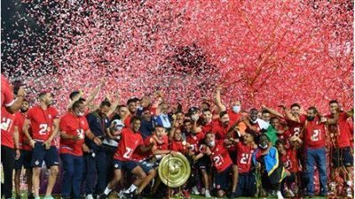 الوداد يتسلم درع الدوري المغربي