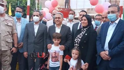 وفد برلماني يزور مدرسة الشهيد فضل الله بالمحلة ويتفقد مسار العائلة المقدسة