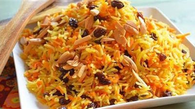 أصفر وبالمكسرات.. طريقة عمل الأرز البسمتى