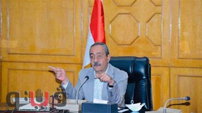 محافظ الإسماعيلية: استمرار العمل بمشروع الصرف بأبو صوير.. وانتهاء الوصلات المنزلية قريبا