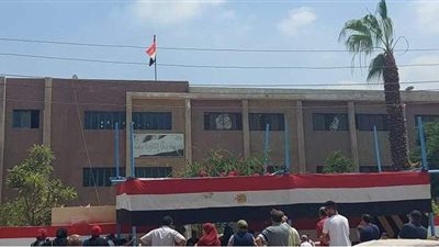 فوق مستوى الطالب المتوسط.. شكاوى من امتحان الإنجليزي للثانوية العامة في القليوبية