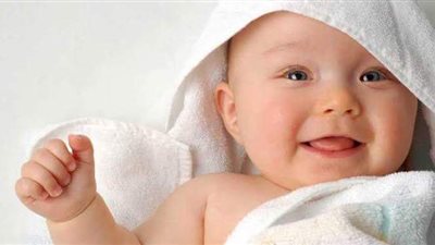 10 نصائح يجب اتباعها مع الطفل حديث الولادة فى الطقس الحار