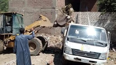 محافظ المنيا يتابع جهود الوحدات المحلية في عدد من القطاعات الخدمية