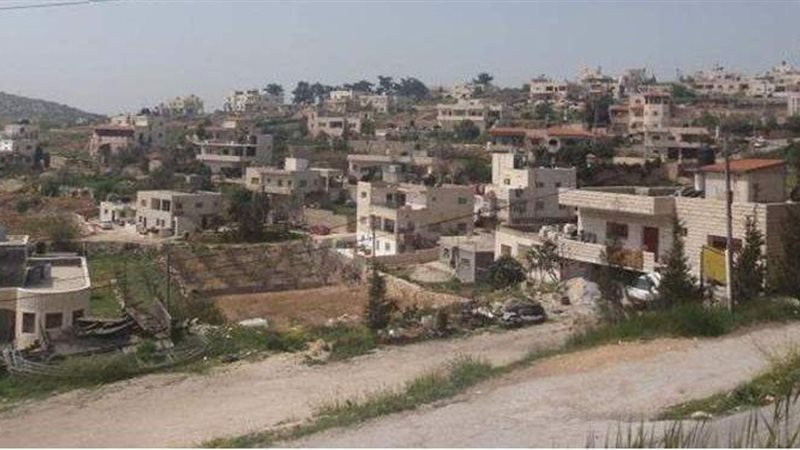 بلدة بيت أمر الفلسطينية