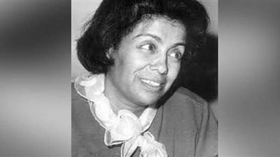 في ذكرى رحيلها.. حكاية حكمت أبو زيد التي أبهرت عبد الناصر بجرأتها وأهانها السادات