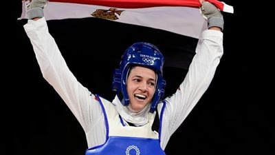 خبر صادم.. هداية ملاك تفكر في الاعتزال بعد برونزية طوكيو | فيديو