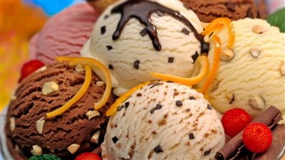بنكهات مختلفة.. طريقة عمل الآيس كريم في البيت