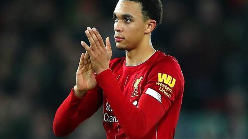 ليفربول يعلن تجديد