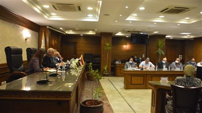 ٢ مليار جنيه لتطوير المحاور المرورية الرئيسية بالجيزة|صور