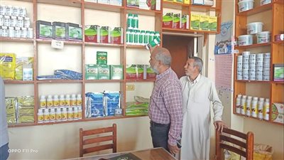 زراعة الإسماعيلية تشن حملة مكبرة للتفتيش على محال المبيدات الزراعية | صور