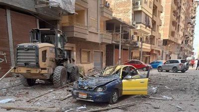 إصابة سائق في انهيار سقف عقار تحت الإنشاء بالغربية