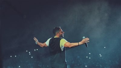 حماقي ينشر صورا من حفله بالسعودية: ليلة تستحق الذكر