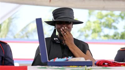 تظاهرت بالموت.. أرملة رئيس هايتي تروي تفاصيل اغتياله داخل غرفة نومه