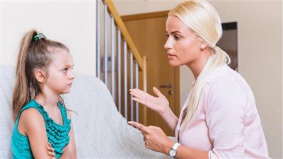  10 جمل ممنوعة.. تجنبها مع أطفالك حفاظا على نفسيتهم