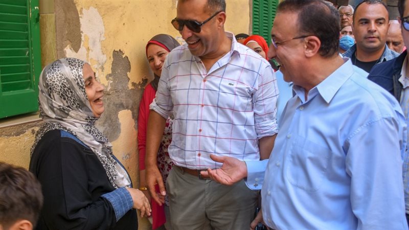 جولة محافظ الإسكندرية