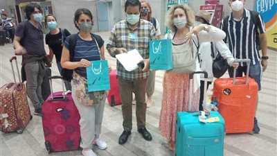 مطار الأقصر يستقبل أولى الرحلات السياحية القادمة من فرنسا