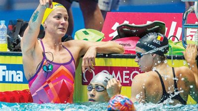 أولمبياد طوكيو|سارة شيوستروم تتحدى الإصابة بفضية 50 متر حرة