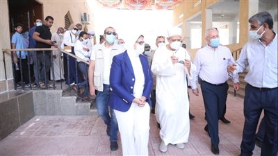 وزيرة الصحة: إنشاء مدرسة للتمريض ملحقة بمستشفى القرنة بالأقصر 