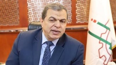 القوى العاملة تنفي التواصل مع المواطنين عبر الهاتف بشأن منحة الـ 500 جنيه