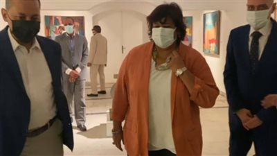 بمشاركة 287 فنانا.. وزيرة الثقافة تفتتح المعرض العام الـ ٤٢ بقصر الفنون