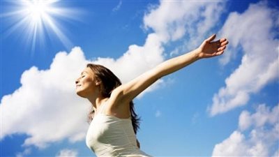 من أجل الاستمتاع بالحياة.. 6 عادات غذائية اتبعيها يوميا