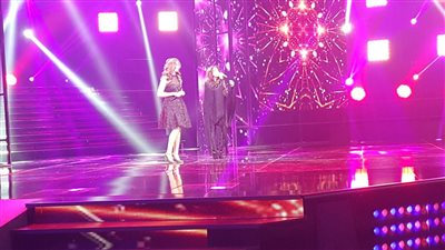 أنغام وهايدي تغنيان «حتة ناقصة» على مسرح ستار أكاديمي