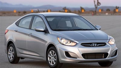 جمارك  سيارات  «هيونداي أكسنت» القادمة من عمان