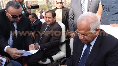 بالفيديو والصور..محافظ القاهرة يسلم ذوي الاحتياجات الخاصة 