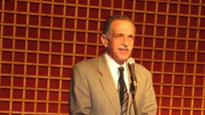 يوسف سيدهم: سيطرة الإخوان على التعليم والثقافة هدفه إرهاب الأقباط