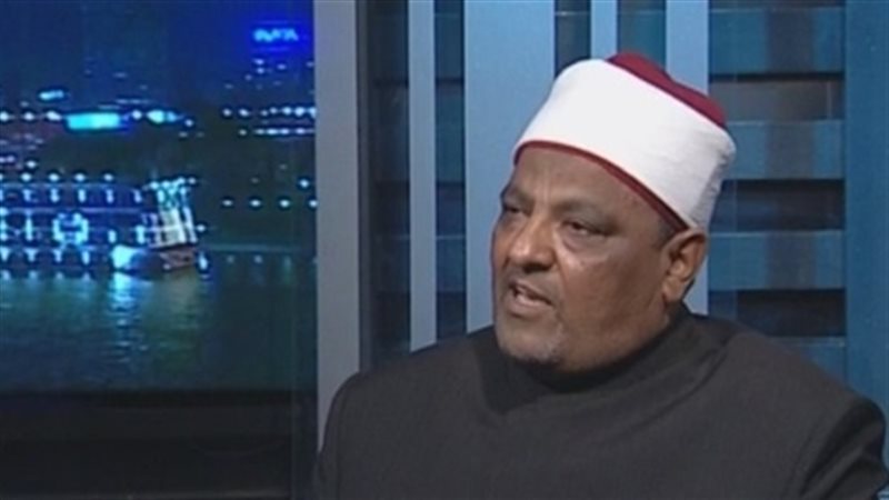 الدكتور عباس شومان