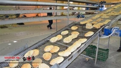 بدء تجربة أول خط لإنتاج الخبز البلدي آليا بمخابز الجيش.. الأحد
