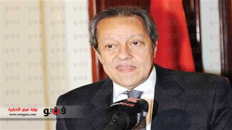 وزير الصناعة منير