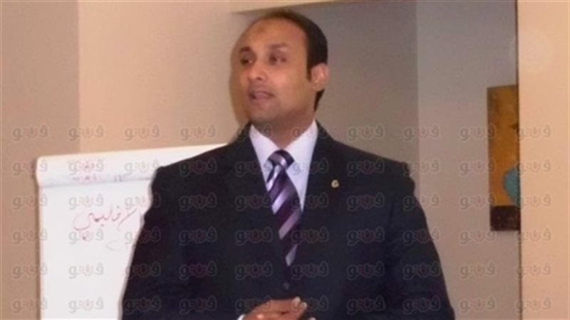 المحامى والناشط الحقوقى