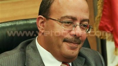 وفد من العسكريين والمدنيين الأفارقة يتفقد مصانع «العاشر»