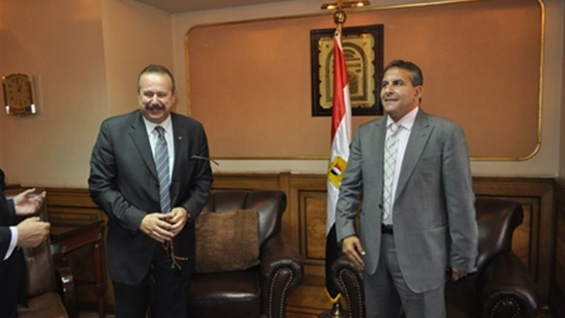  خالد زين رئيس اللجنة
