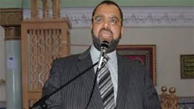 «التليفزيون» يقدم فروض الطاعة لـ«مرسي».. إعلاميون ينتقدون تغطية «ماسبيرو» لمليونية «لا للعنف».. الشريف: خطأ مهني كبير.. راوية: غابت الحيادية عنه.. السناوي: قائم