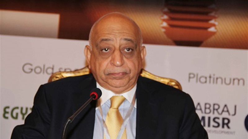 الدكتور تامر أبو