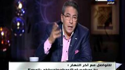 بالفيديو.. محمود سعد ينفى تسمم أنغام: «لما بيجيلها برد بتخش المستشفى»